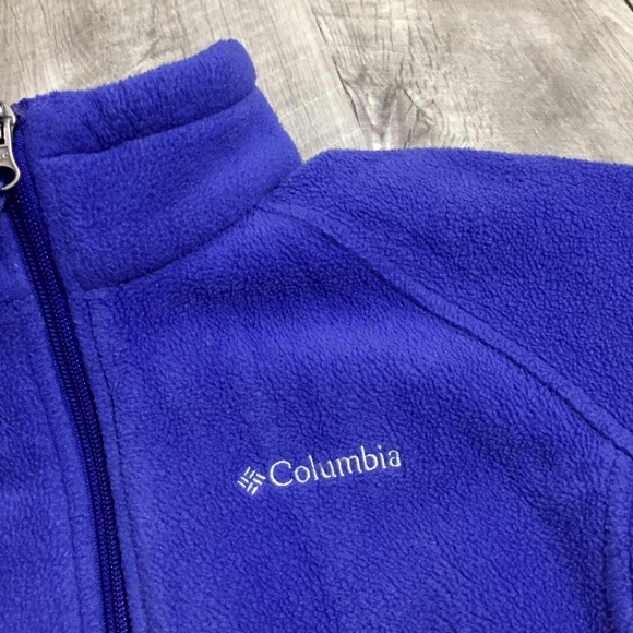 (EOS) - Picture 2 of 5